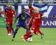 今晨欧联焦点战,多伦多猛龙外线爆发,质疑声仍在,轮换策略成焦点(多伦多猛龙对纽约视频直播) 今晨欧联焦点战,多伦多猛龙外线爆发,质疑声仍在,轮换策略成焦点(多伦多猛龙对纽约视频直播)