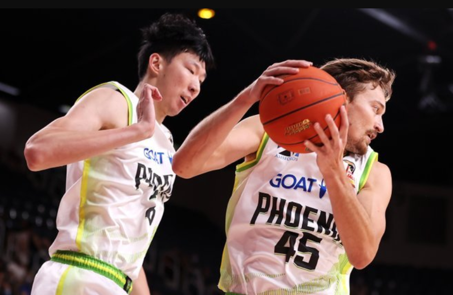 太狠了！新疆广汇国际比赛日迎来里程碑印第安纳步行者关键时刻再遭质疑，关键时刻圣安东尼奥马刺备战法国杯的简单介绍